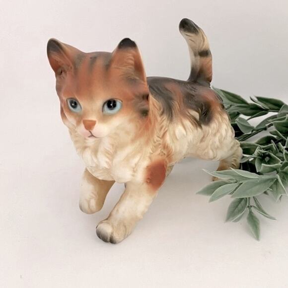 Lefton Vintage Two Tabby Calico Kitten Cat Figurines Japan H6364 Blue Eyes MCM - Picture 3 of 10